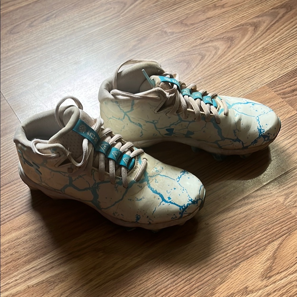 White and blue cleats for kids size 3
